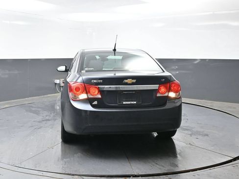Used 2014 Chevrolet Cruze LT FWD image 11