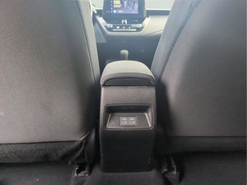 Used 2024 Toyota Corolla LE image 29