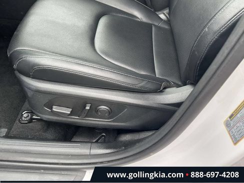 Certified 2024 Kia Sportage EX FWD image 16