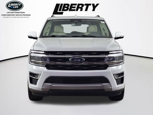 Used 2024 Ford Expedition Limited AWD/4WD image 8
