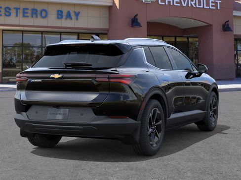 New 2026 Chevrolet Equinox EV LT image 4