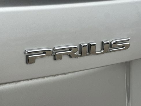 Used 2010 Toyota Prius Two image 48