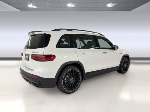 New 2026 Mercedes-Benz GLB 35 AMG 4MATIC image 9
