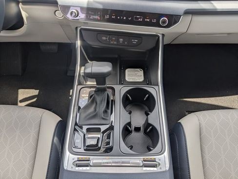 New 2026 Kia Carnival SX FWD image 22