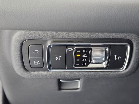 New 2026 Lincoln Nautilus Premier w/ Equipment Group 102A image 26