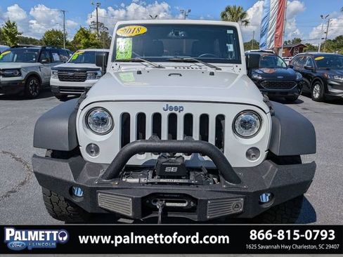Used 2018 Jeep Wrangler Unlimited Rubicon AWD/4WD image 8