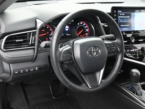 Used 2024 Toyota Camry XSE w/ Navigation Package FWD image 13