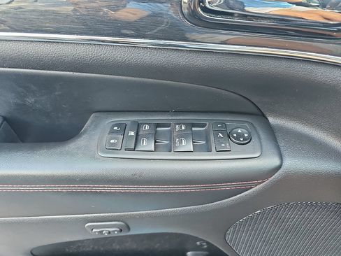 Used 2021 Jeep Grand Cherokee Trailhawk w/ Trailhawk Luxury Group AWD/4WD image 27