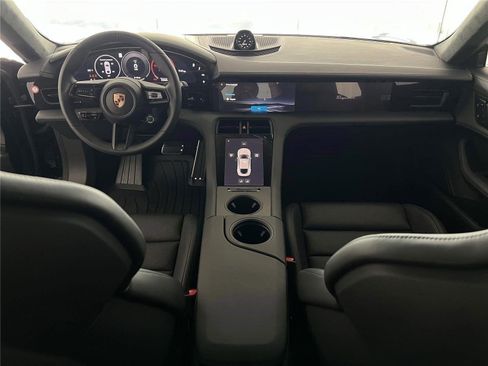 New 2026 Porsche Taycan GTS image 17