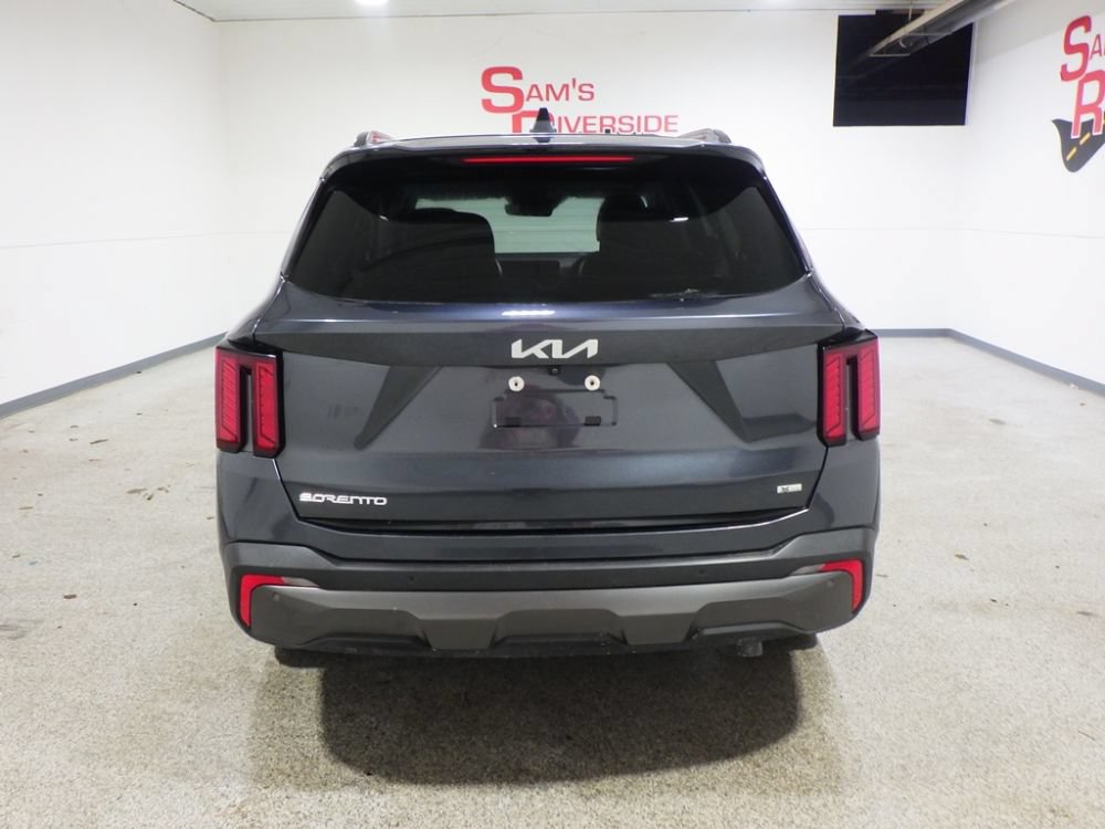 Used 2024 Kia Sorento X-Line EX AWD/4WD image 3