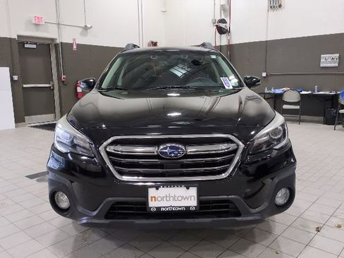 Used 2019 Subaru Outback 3.6R Limited image 10
