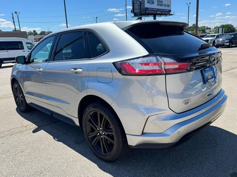 Used 2022 Ford Edge ST-Line AWD/4WD image 5