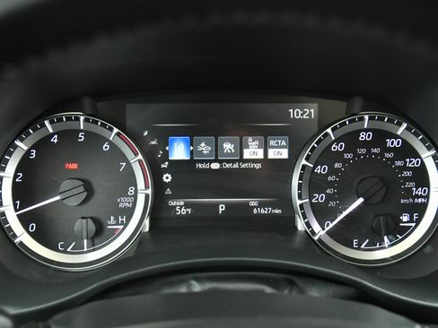 Used 2023 Toyota Highlander XLE AWD/4WD image 31