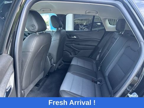 Used 2024 Chevrolet Trax LT FWD image 27