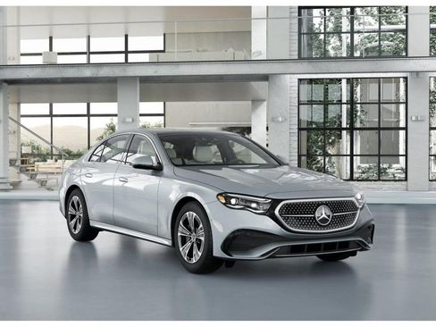 New 2026 Mercedes-Benz E 450 4MATIC Sedan image 10
