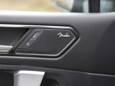 Certified 2023 Volkswagen Tiguan SEL R-Line image 27