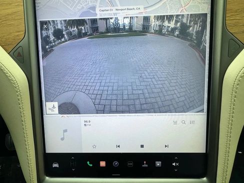 Used 2019 Tesla Model X Long Range AWD/4WD image 28
