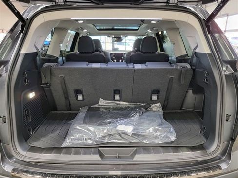 Used 2025 Subaru Ascent Onyx Edition image 34