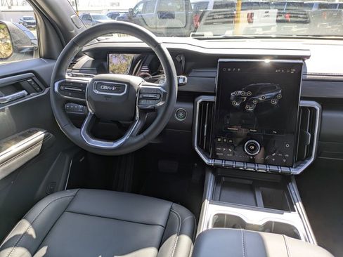 New 2026 GMC Acadia Elevation image 14