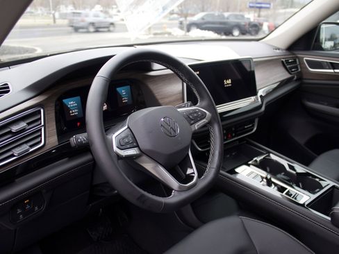 New 2026 Volkswagen Atlas SEL image 10
