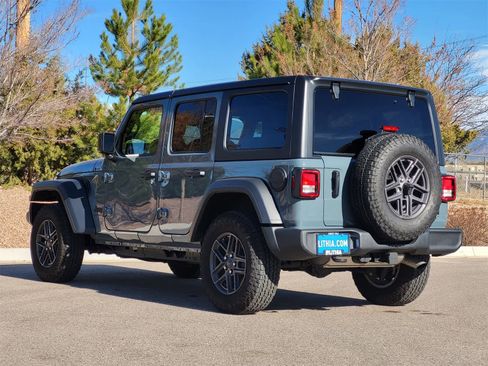 Used 2025 Jeep Wrangler Sport S image 7