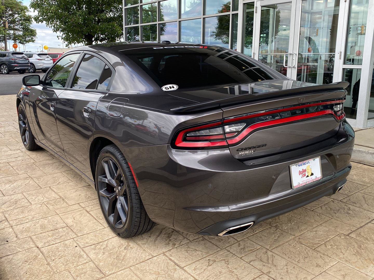 Used 2022 Dodge Charger SXT w/ Blacktop Package RWD image 6