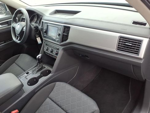 Used 2019 Volkswagen Atlas S FWD image 11