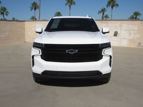 Used 2024 Chevrolet Suburban RST w/ Sport Performance Package image 3