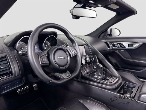 Used 2016 Jaguar F-TYPE R AWD/4WD image 9