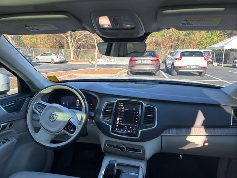 Certified 2023 Volvo XC90 B6 Core w/ Protection Package Premier image 27