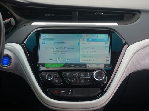 Used 2020 Chevrolet Bolt LT image 25