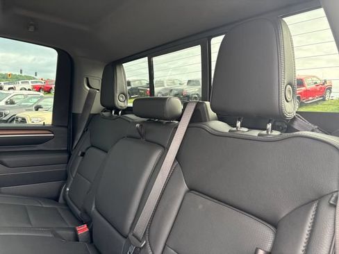 Used 2025 GMC Sierra 3500 Denali w/ Denali Reserve Package AWD/4WD image 22