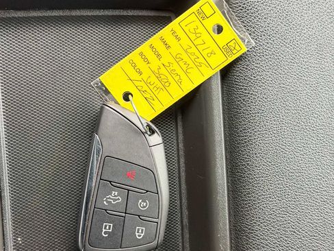 Used 2025 GMC Sierra 3500 SLE w/ SLE Value Package image 33