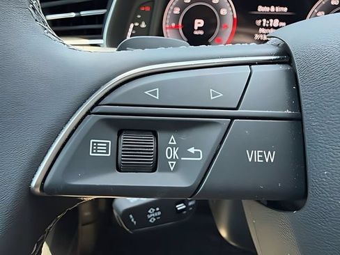 Used 2025 Audi Q8 Premium Plus AWD/4WD image 12