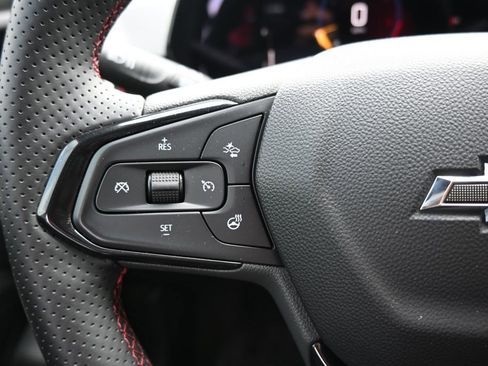 Used 2025 Chevrolet Trax RS w/ Driver Confidence Package image 8