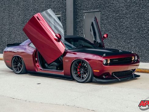 Used 2018 Dodge Challenger T/A image 35