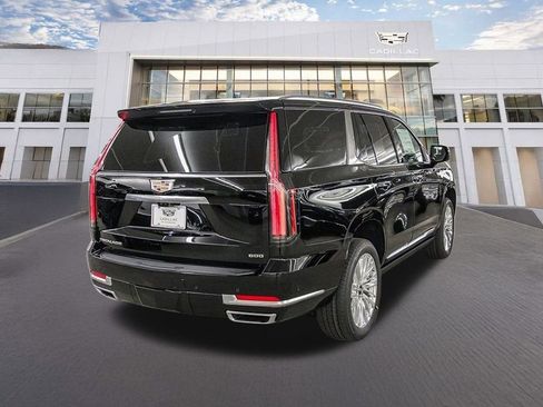 New 2026 Cadillac Escalade Luxury image 4