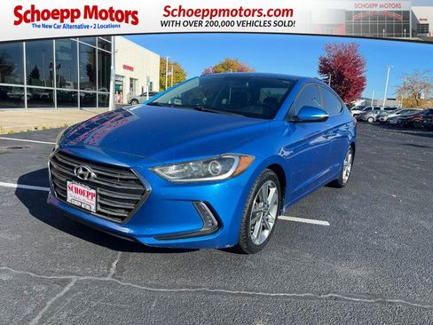 Used 2017 Hyundai Elantra Limited image 1