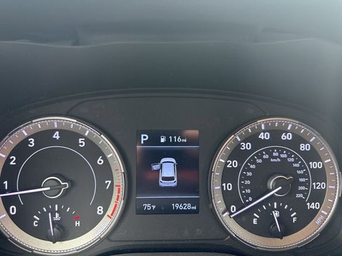 Used 2022 Hyundai Venue SEL image 14