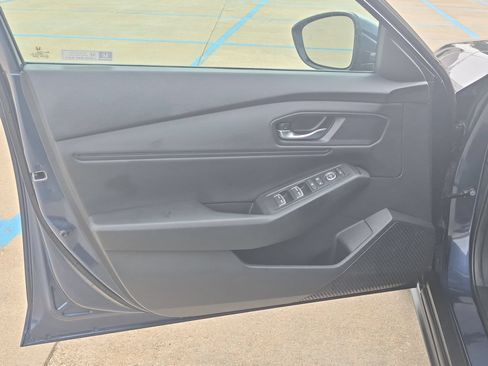Used 2024 Honda Accord EX image 12