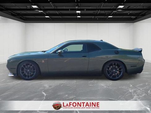 Used 2020 Dodge Challenger R/T Scat Pack w/ Driver Convenience Group RWD image 2