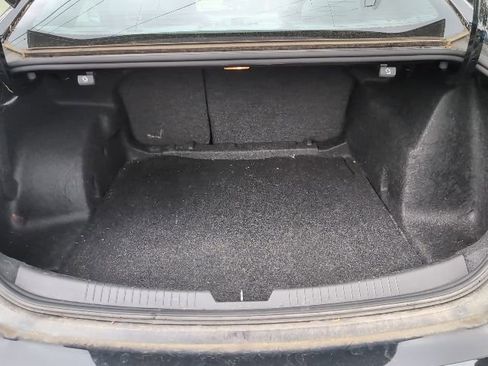 Used 2022 Chevrolet Malibu LS image 25