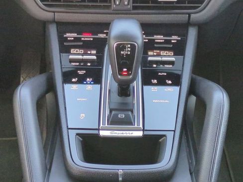 Used 2020 Porsche Cayenne image 20