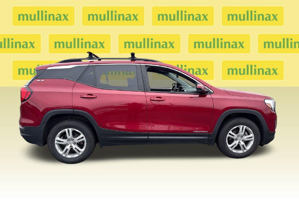 Used 2021 GMC Terrain SLE w/ Driver Convenience Package AWD/4WD image 2
