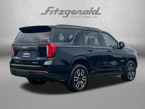 Used 2023 GMC Yukon AT4 w/ AT4 Premium Package AWD/4WD image 8