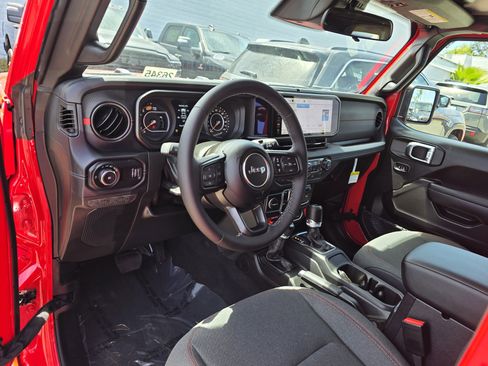 New 2026 Jeep Wrangler Unlimited Rubicon AWD/4WD image 10