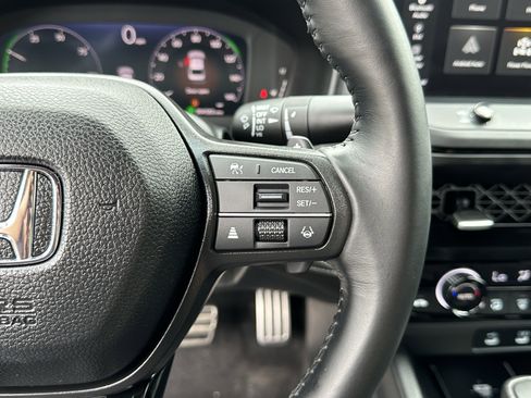 Used 2025 Honda Accord Sport image 21
