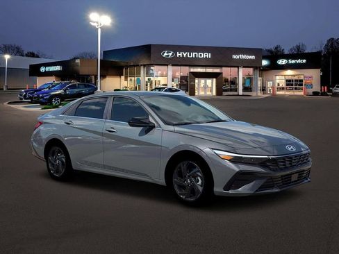 New 2026 Hyundai Elantra SEL Sport w/ Cargo Package image 10
