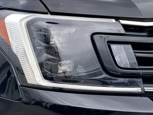 Used 2021 Ford Expedition Limited RWD image 25