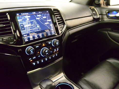 Used 2020 Jeep Grand Cherokee High Altitude image 27